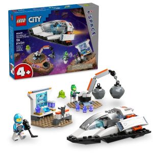 Navetta Spaziale E Asteroidi