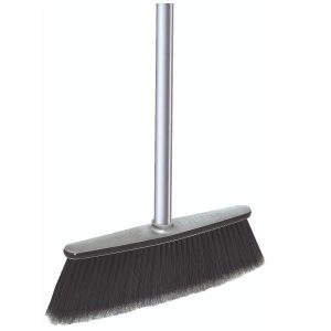 Scopa Piuma Con Manico Conf.6