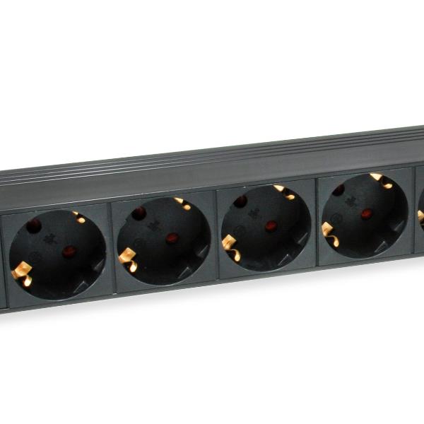 Power Strip 9Bay Cee7/4 W. 1 8M Cab - immagine 4