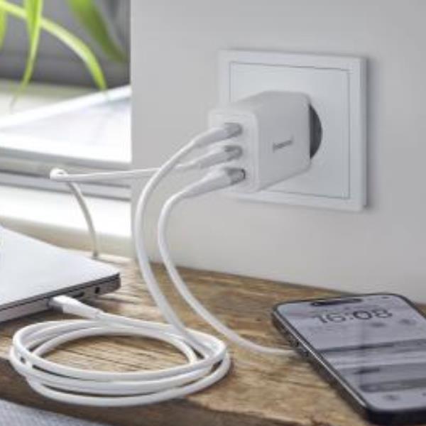 Power Adapter 2 USB-C + 1 USB A 65W - immagine 3