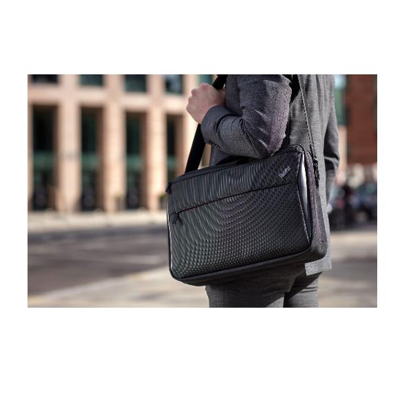 Professional 15.6 Top-Load - immagine 4