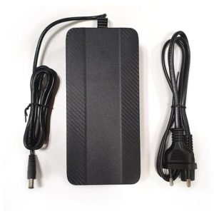 Caricabatteria Schuko K10 Plus