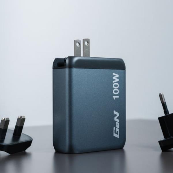 Gan Charger 4 Port 100W - immagine 5