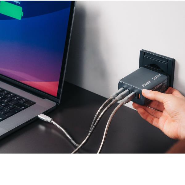 Gan Charger 4 Port 200W - immagine 4
